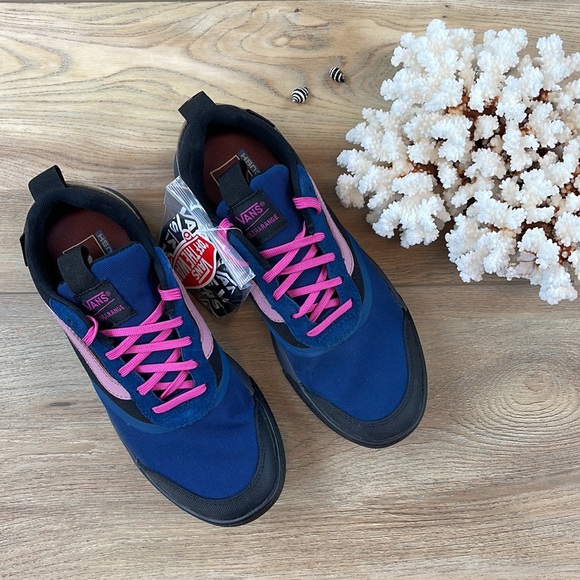 Vans Shoes - 🌴🔆VANS- ALL WEATHER HIKING BIKING SNOW 🔆🌴